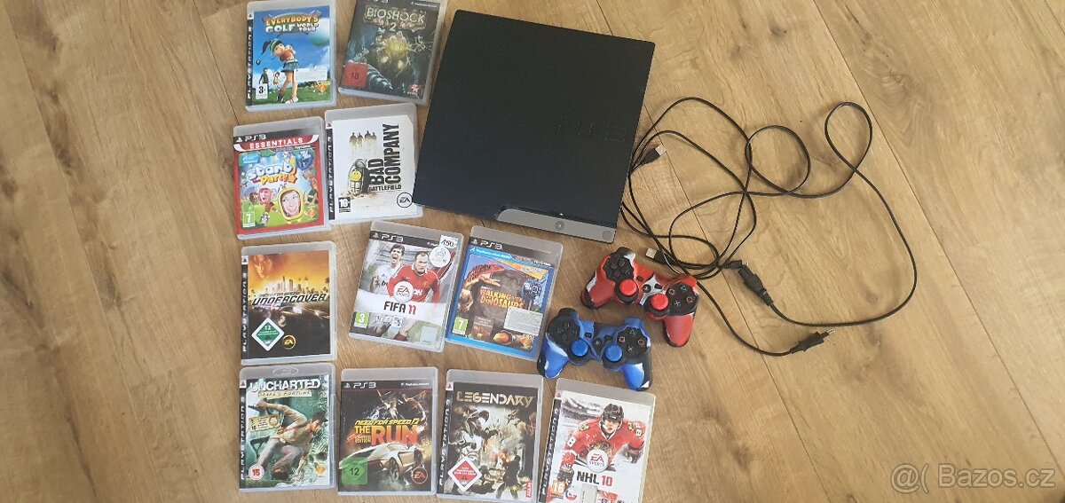 Playstation 3 plus hry plus ovladače