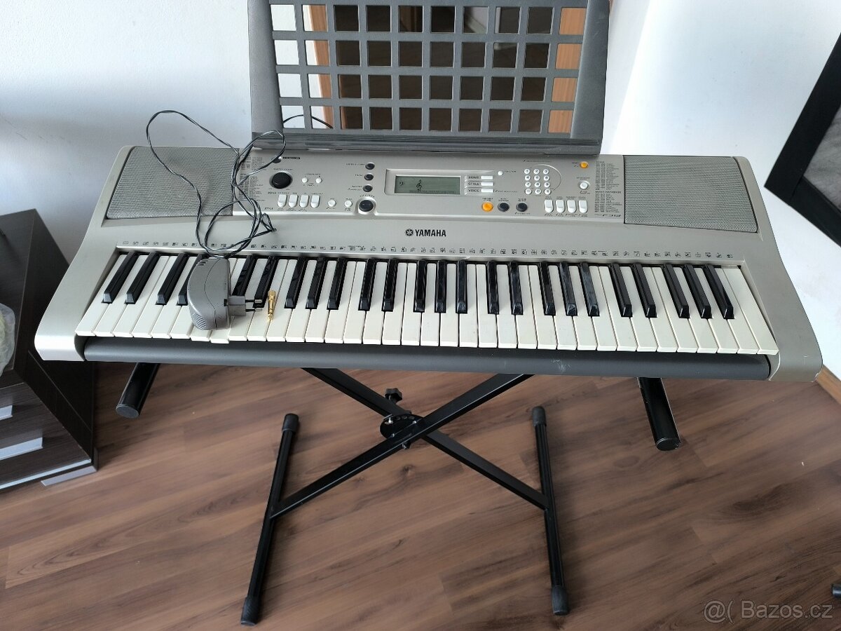 Klávesy Yamaha PSR-E313 / YPT-310