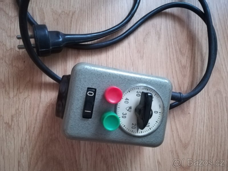 Elektrický spínač
