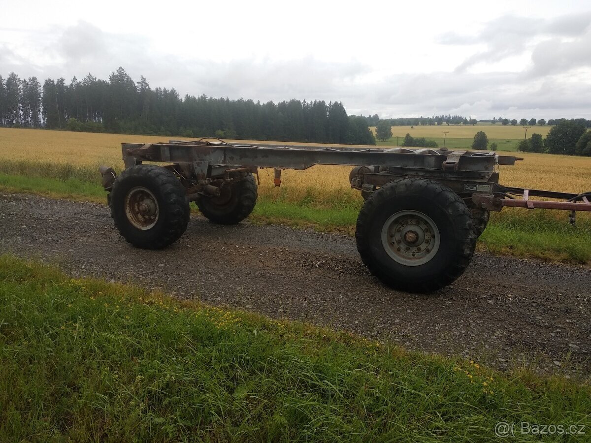 Prodám vlek 9t bez spz. BSS P 93 S