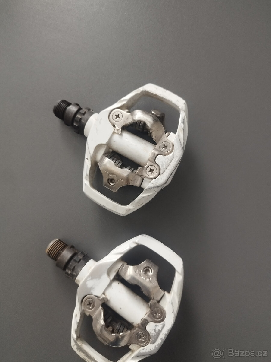 Pedály Shimano