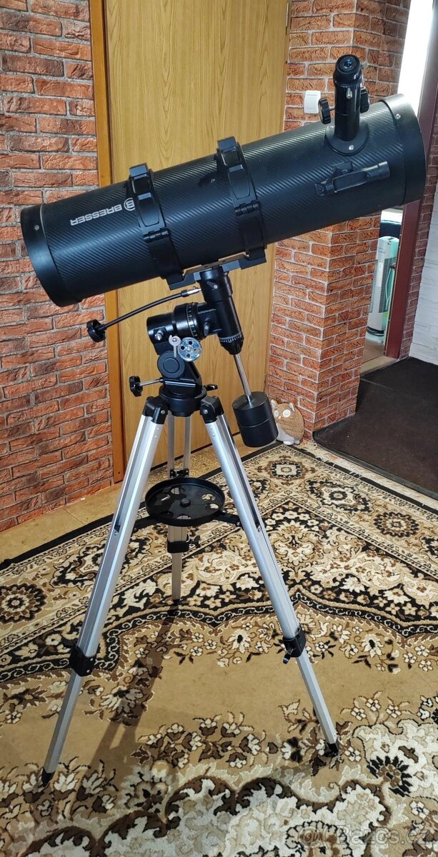 Dalekohled Bresser Pollux 150/1400 EQ3 carbon