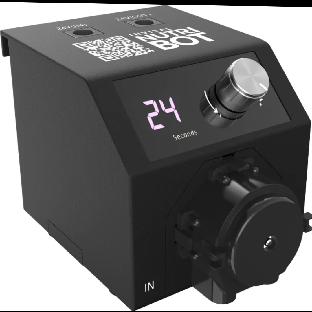 Novy automaticky dávkovač hnojiva