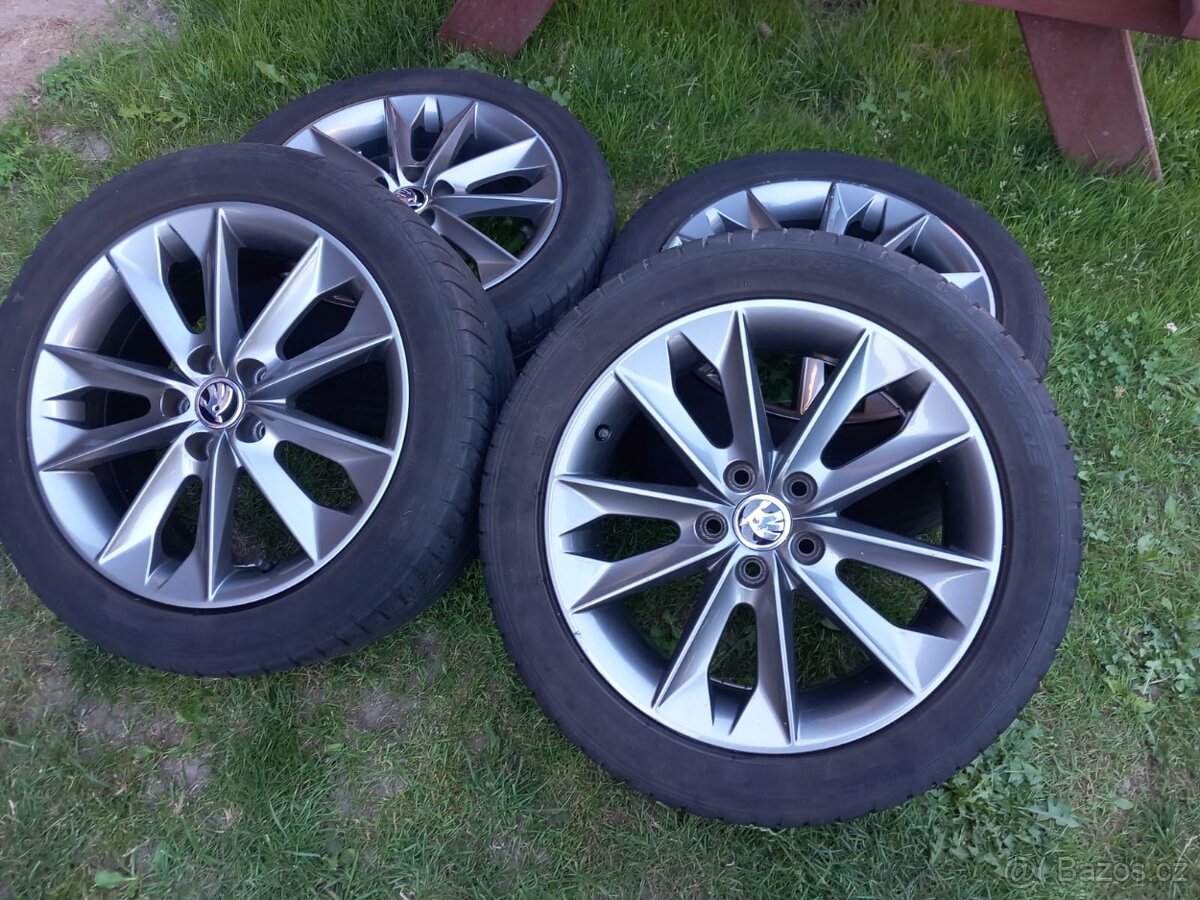 Alu kola 5x100 r16 škoda scala fabia lll zimní pneu