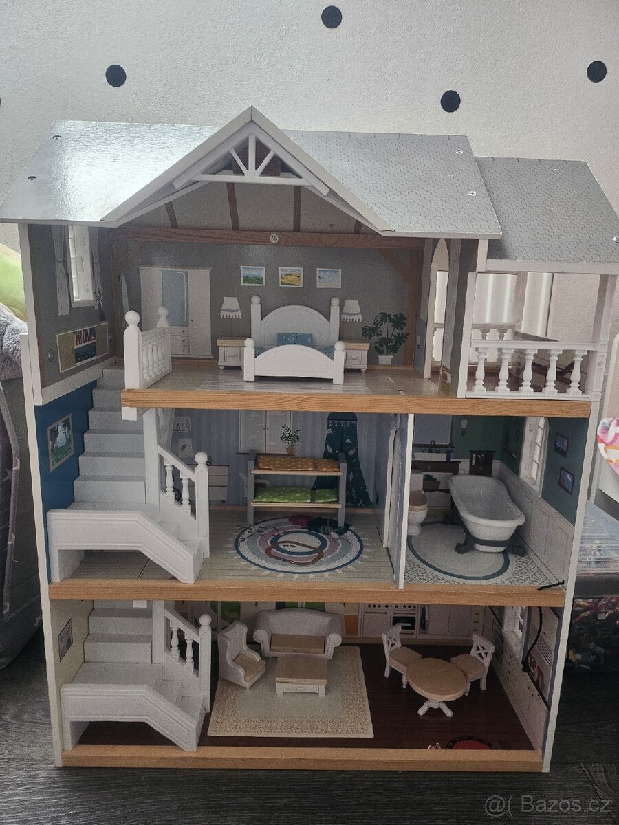 Domeček pro panenky Smáli foot