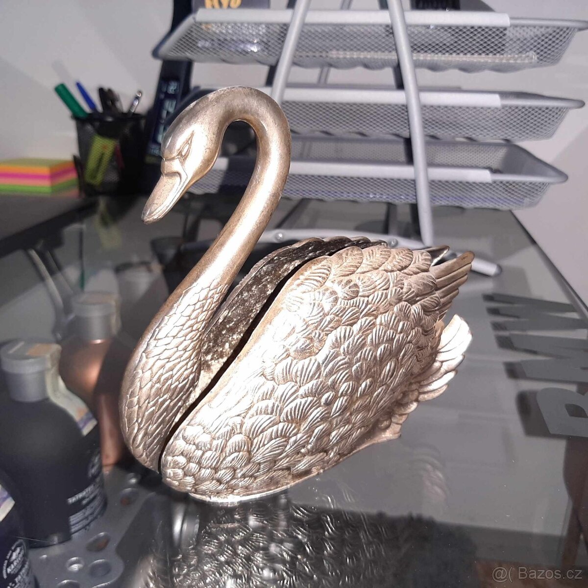 Velmi pěkná soška/stojánek na ubrousky - Alpaka - Labuť