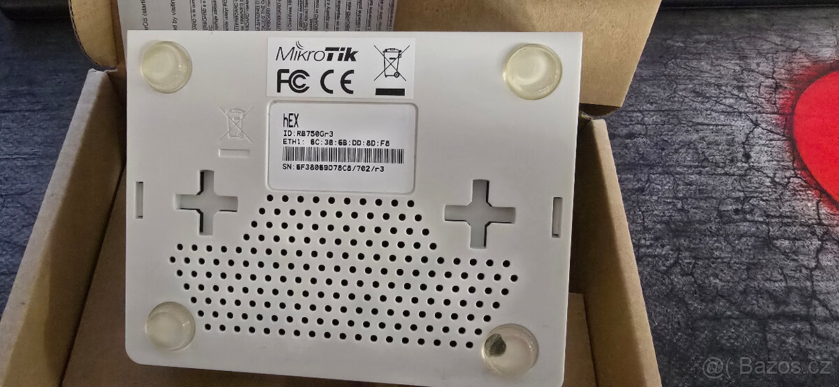 Mirkrotik routerboard 750gr3