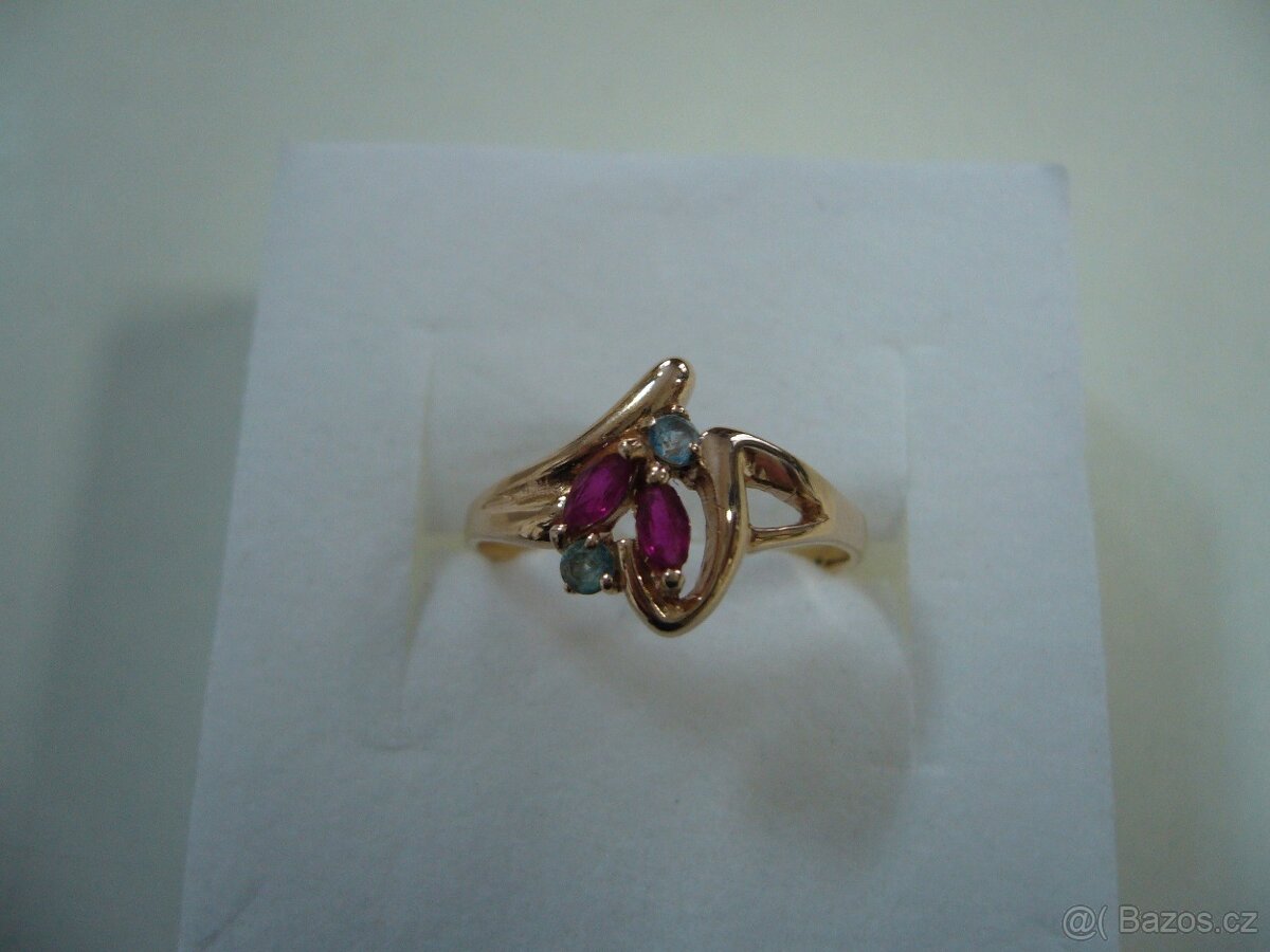 STAROŽITNÝ,ZLATÝ PRSTEN