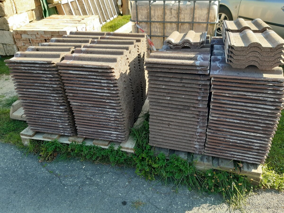 Střešní betonová krytina