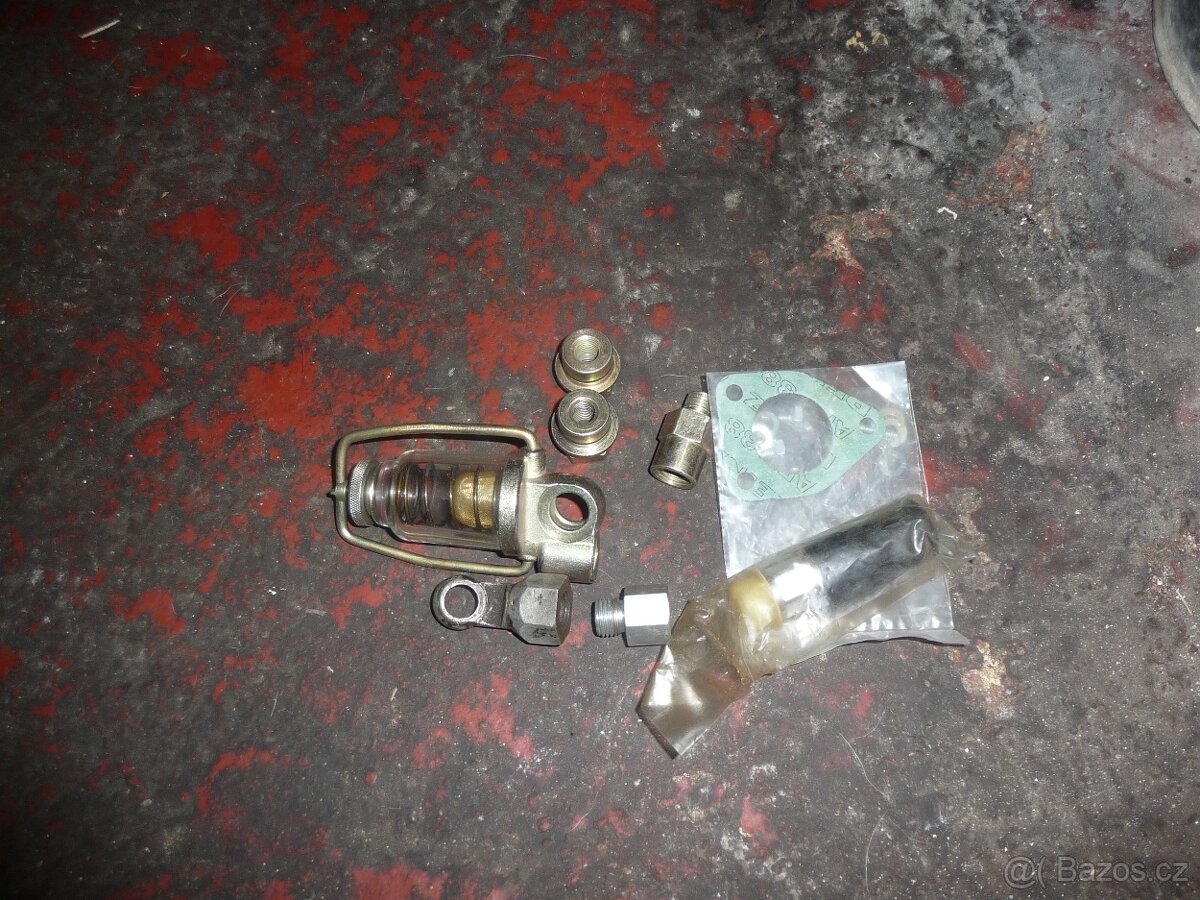 Filtr, šroubení, ruční pumpa Zetor