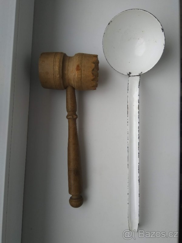 retro vybavení do kuchyně