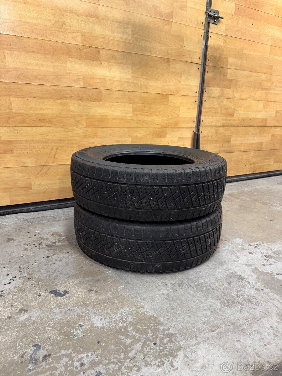 Zimní pneu 215/65/16C