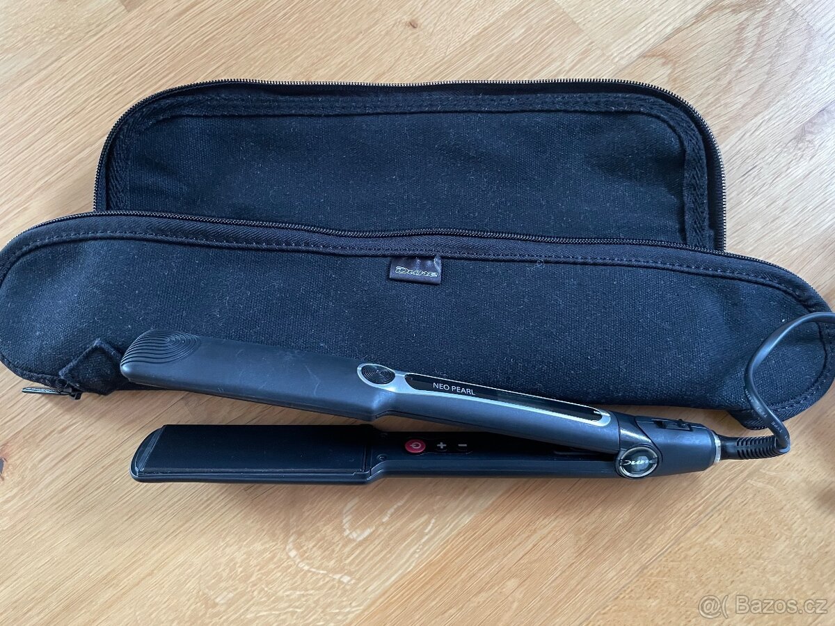 Žehlička na vlasy Dune