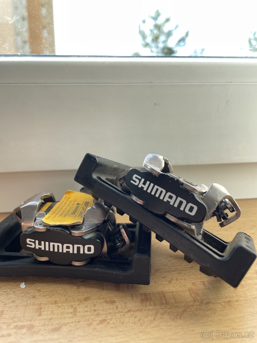 Pedály SHIMANO