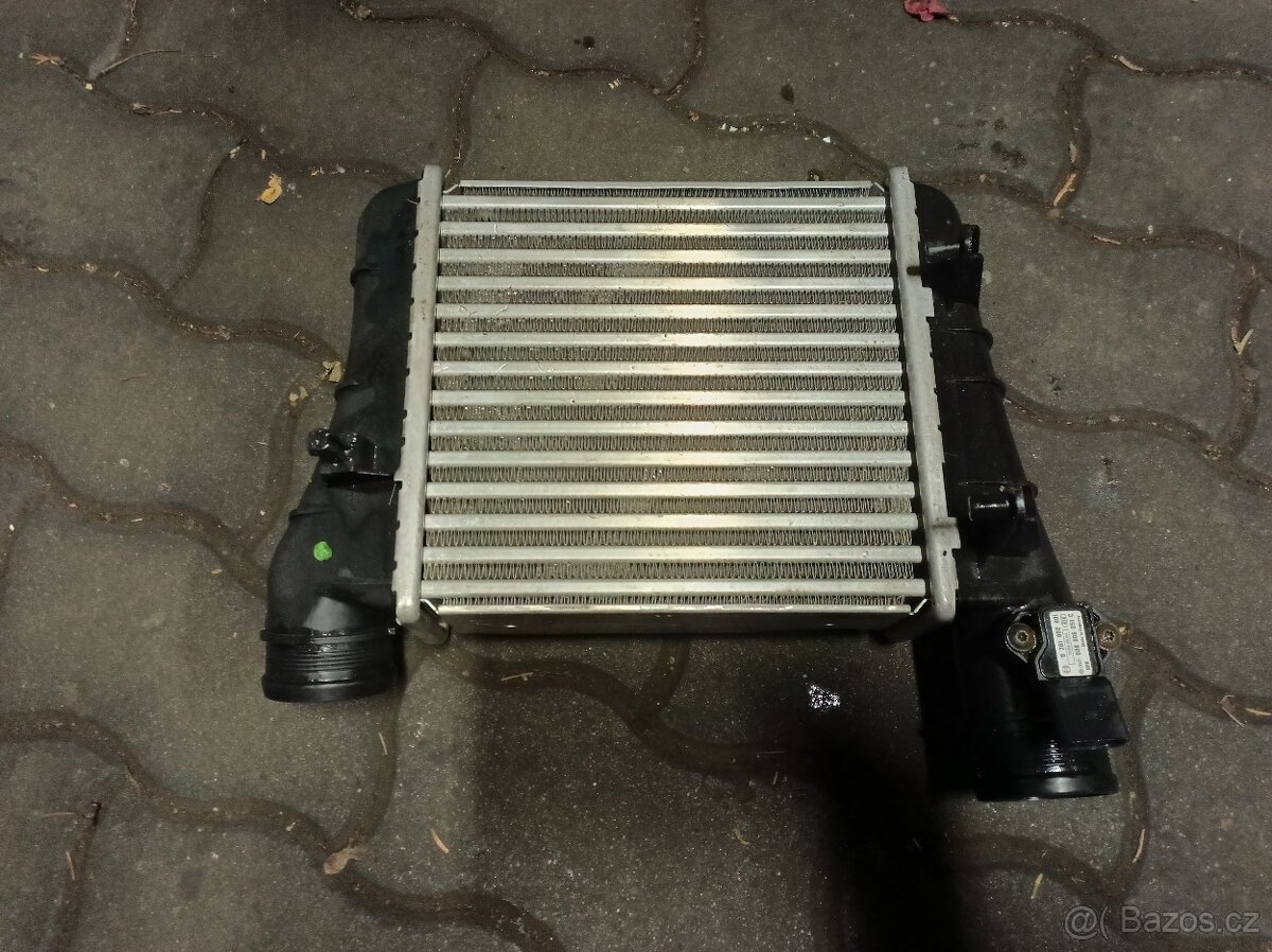Audi A4 B7 2.0Tdi 103kw - Chladič cooleru