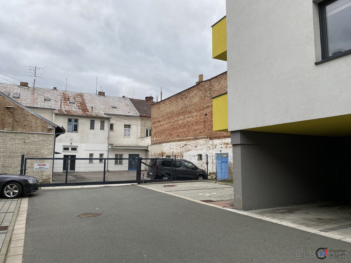 Pronájem parkovacího stání, Pardubice, ev.č. 00507
