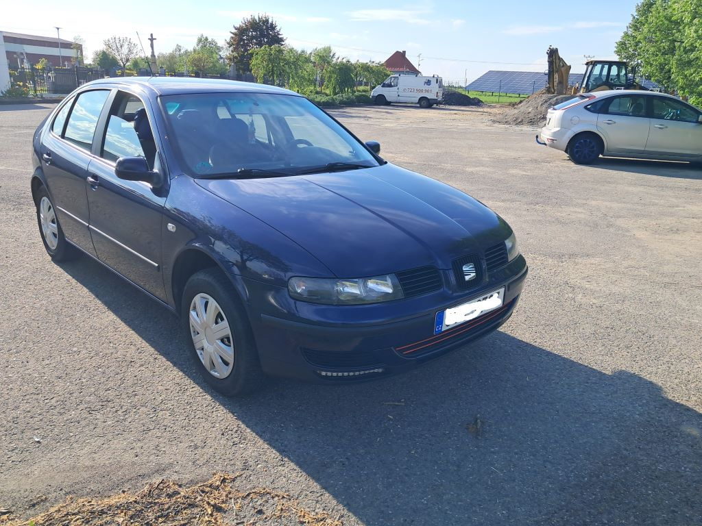 Seat Leon 1.6, 16V, 77 kw r.v.2002,245tkm stk 7/05