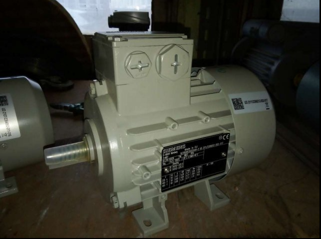 Elektromotor siemens Č6