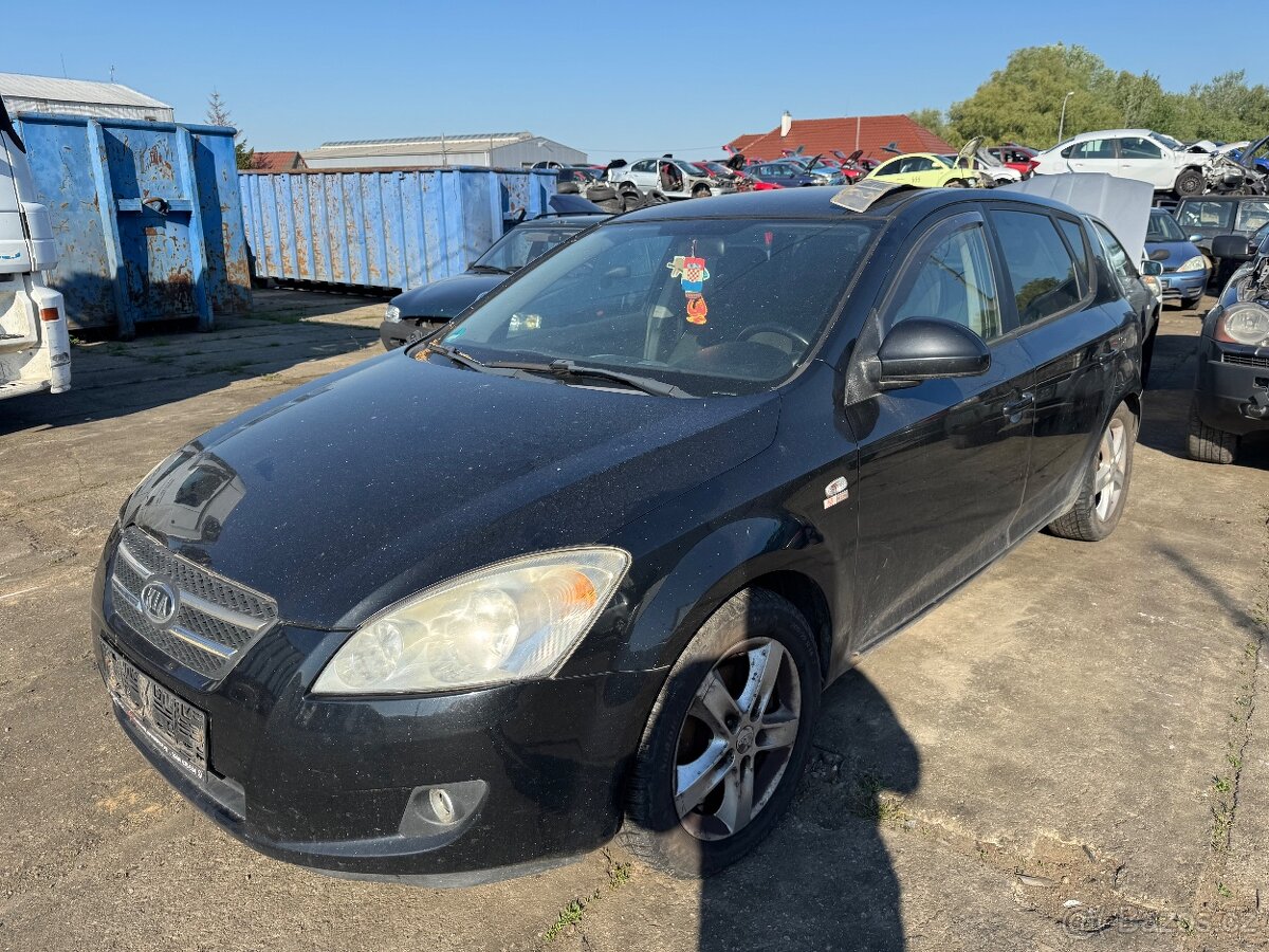 Kia Ceed 2008 na náhradní díly ND