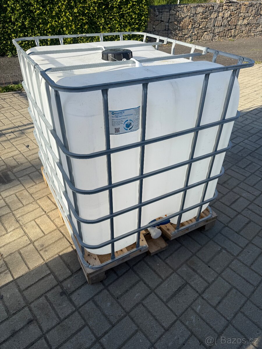 Ibc 1000 l nádrž