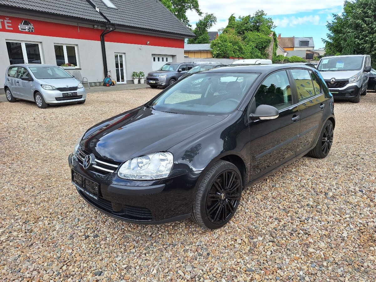 Volkswagen Golf 1.4i 16V 59KW TrendLine Alu kola 18"