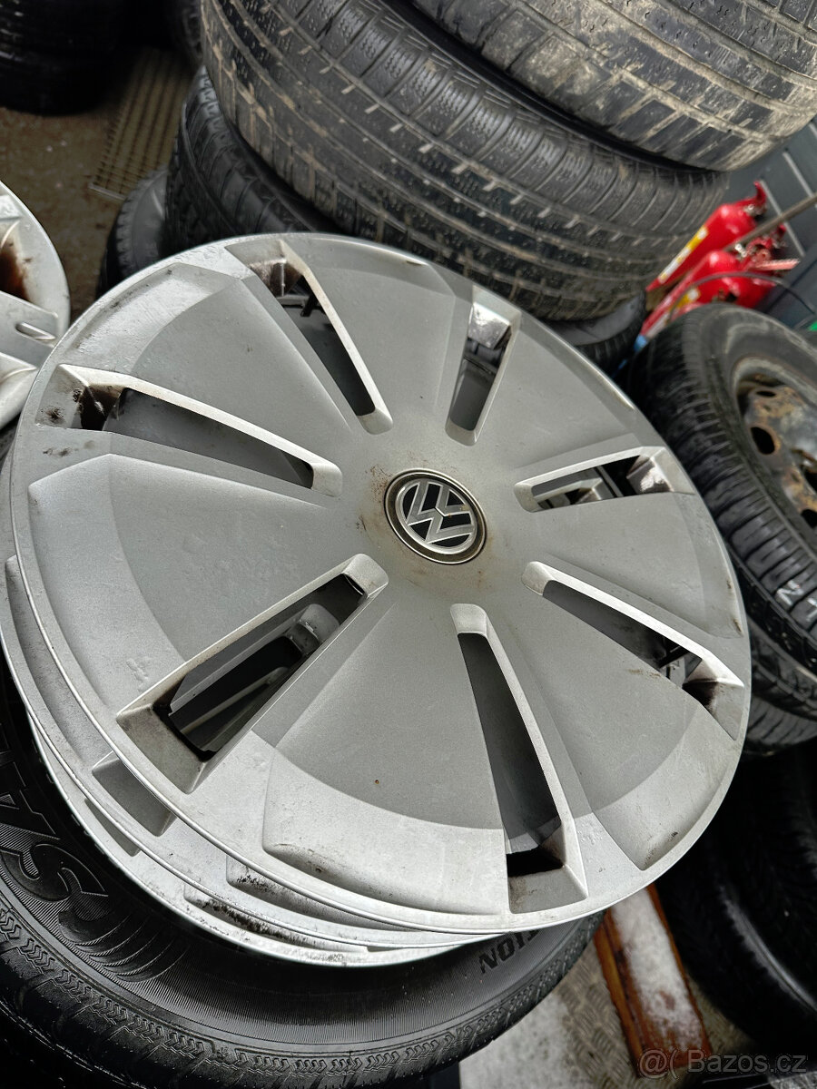Poklice Volkswagen T6,1 r16 sada 4ks