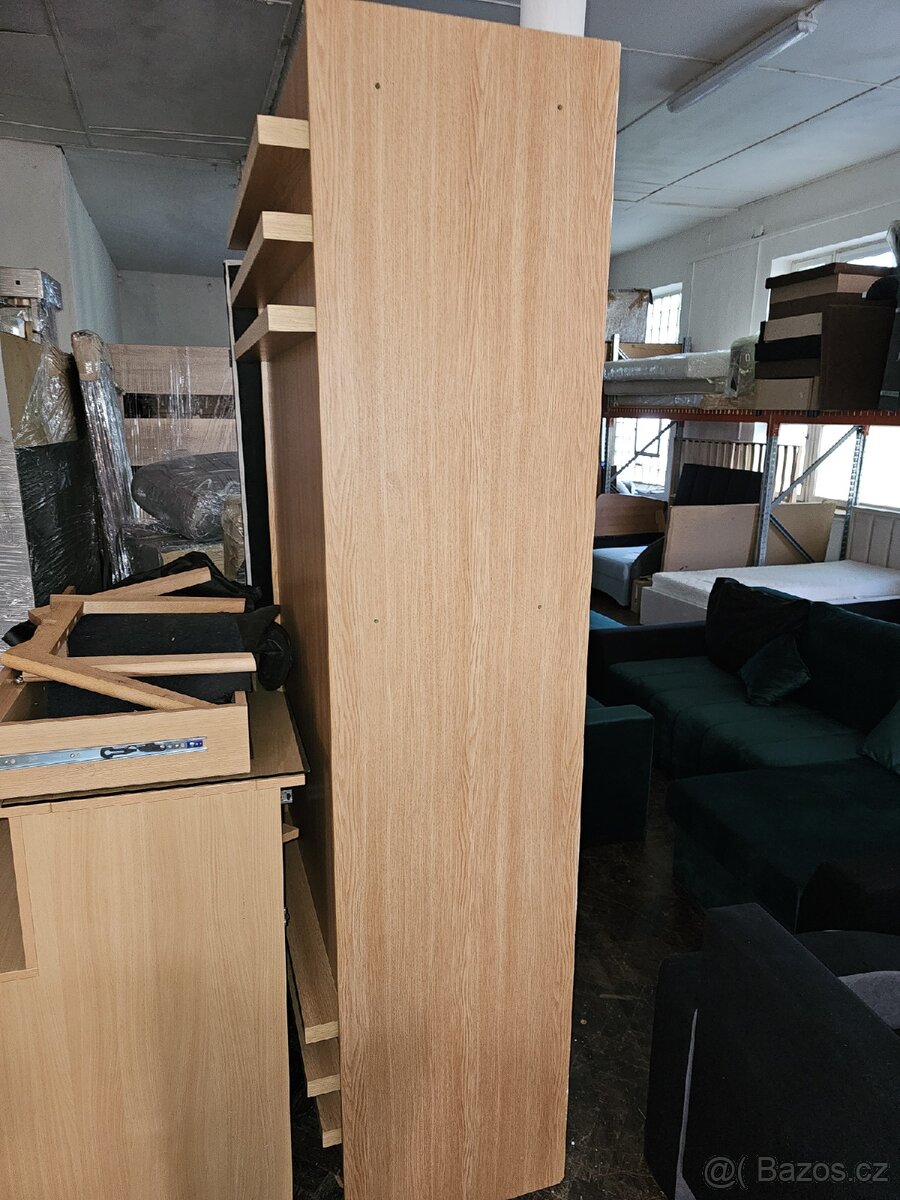 Prodam vyklápěcí postel ve skříni