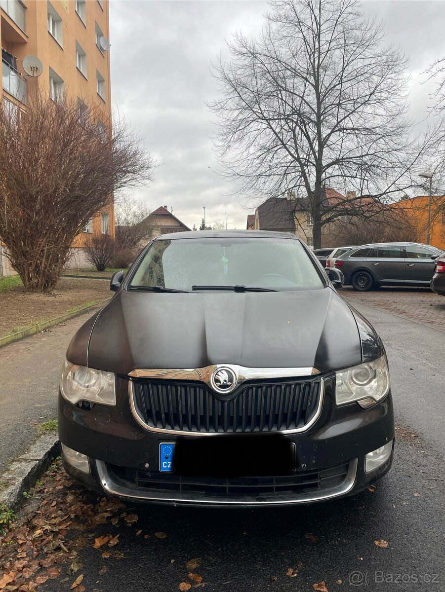 Škoda Superb II na ND jako celek