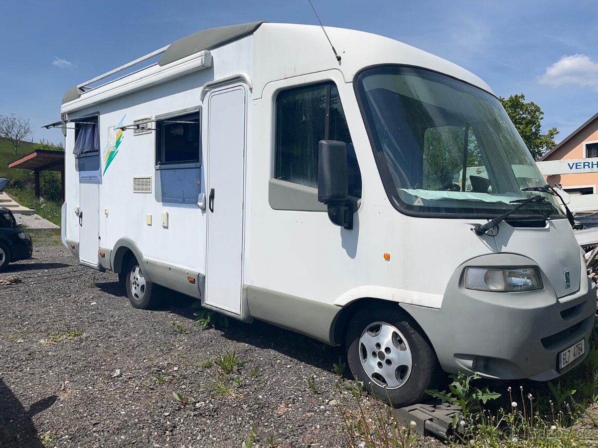 Obytný automobil Fiat - Knaus 2.5