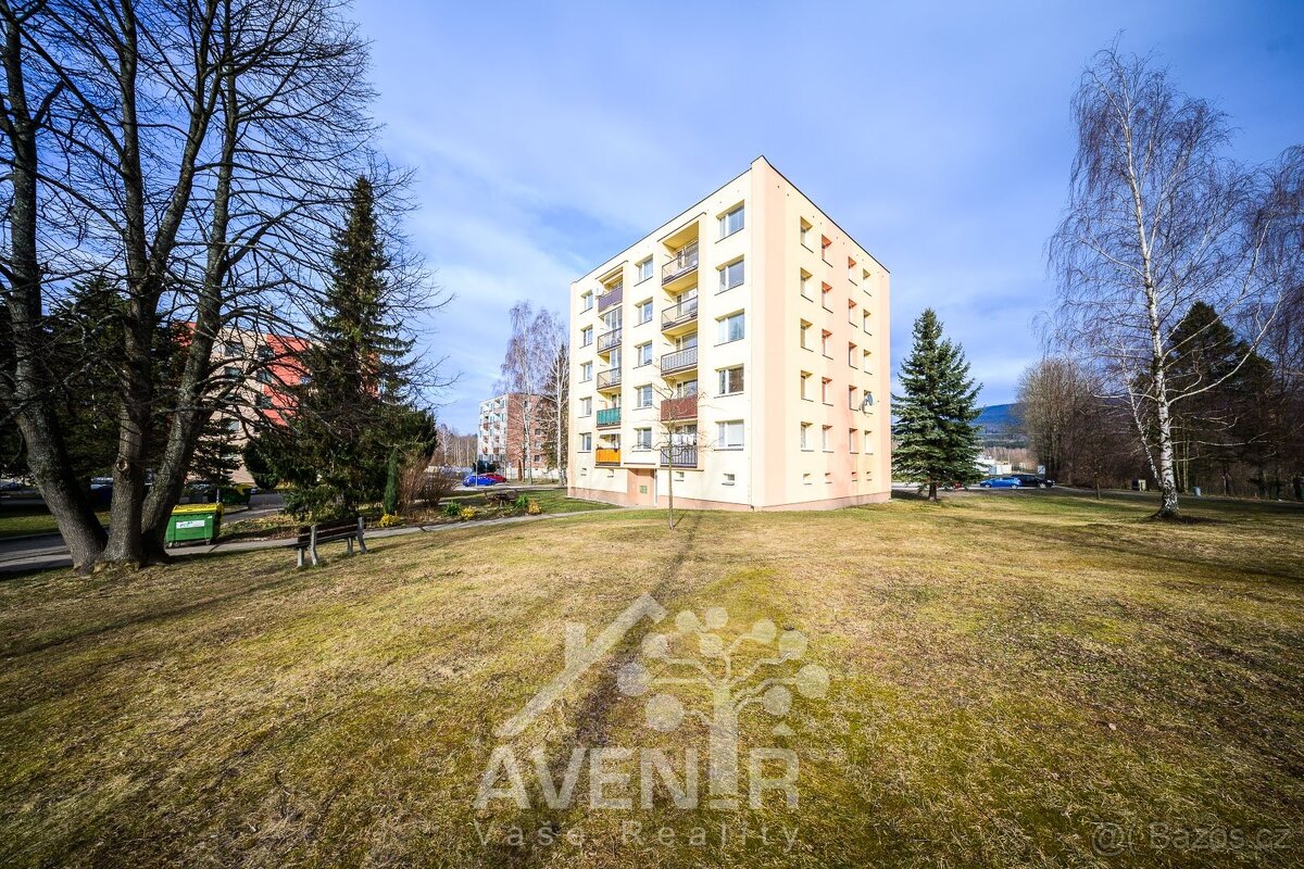 Pronájem byty 4+kk, 71 m2 - Hejnice, ev.č. 00150