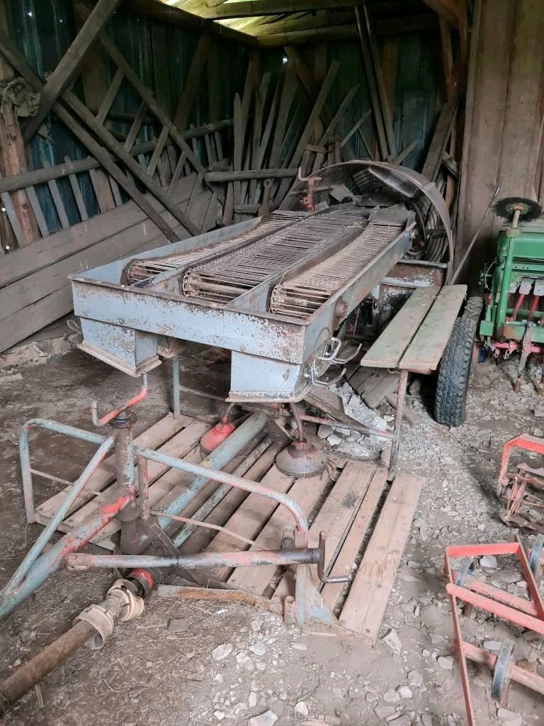 Další kombajn na brambory Niemeyer Samro