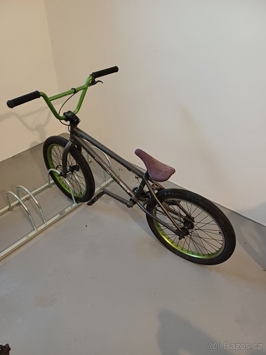 Kolo BMX vel.20