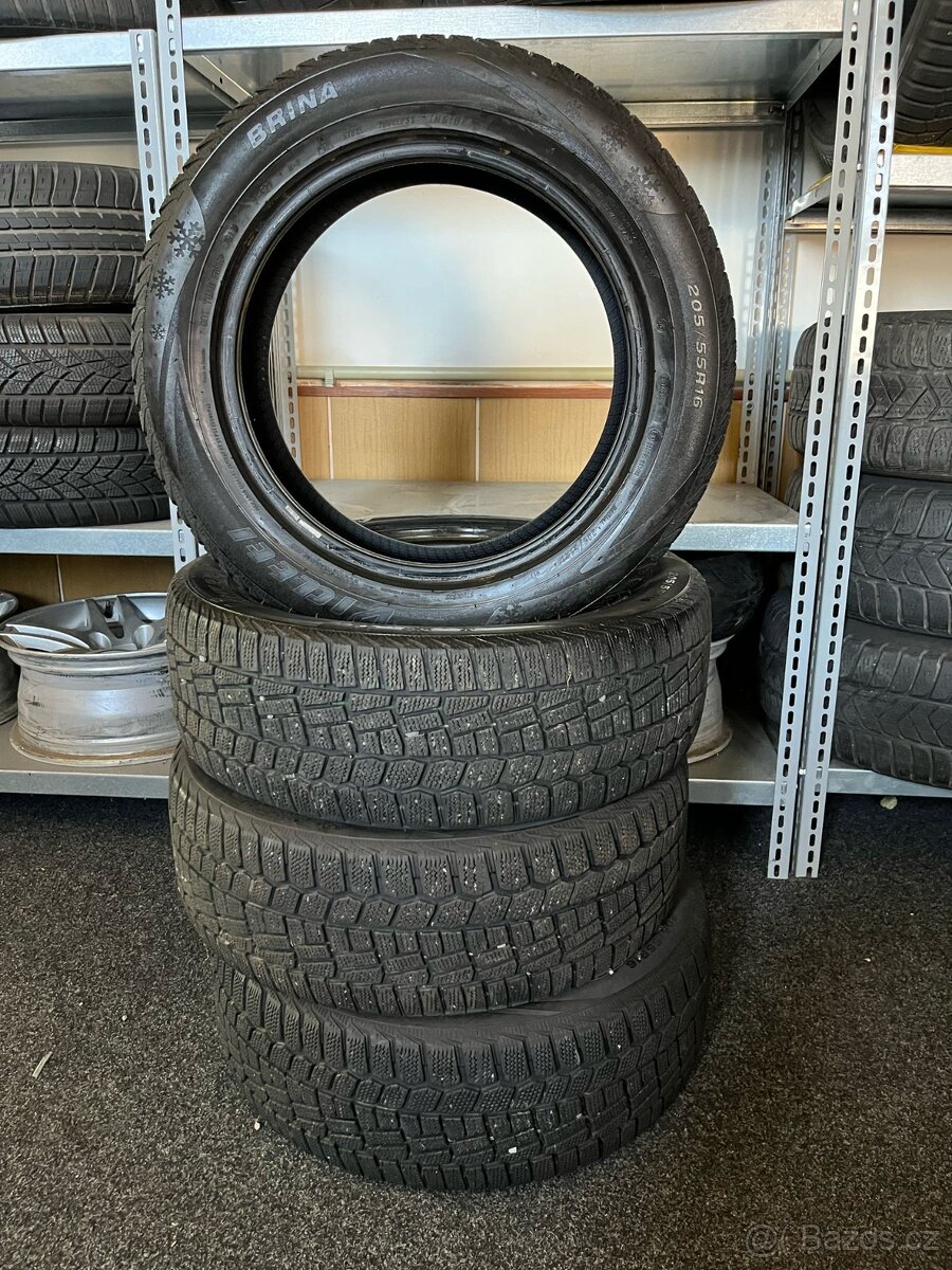 Zimní pneu Viatti Brina 205/55 R16
