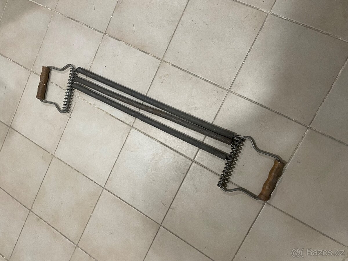 Prodám cvičební nářadí