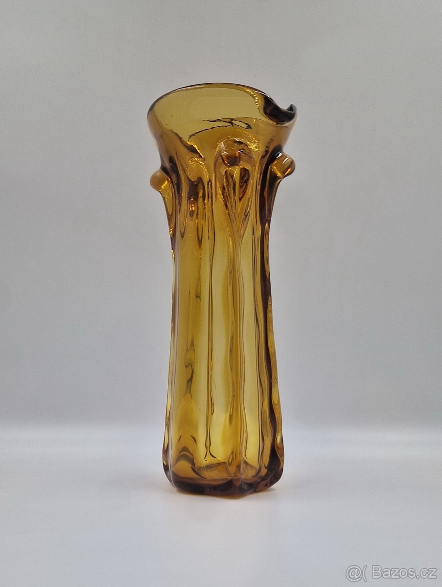 ambrová váza, hutní sklo, 29 cm