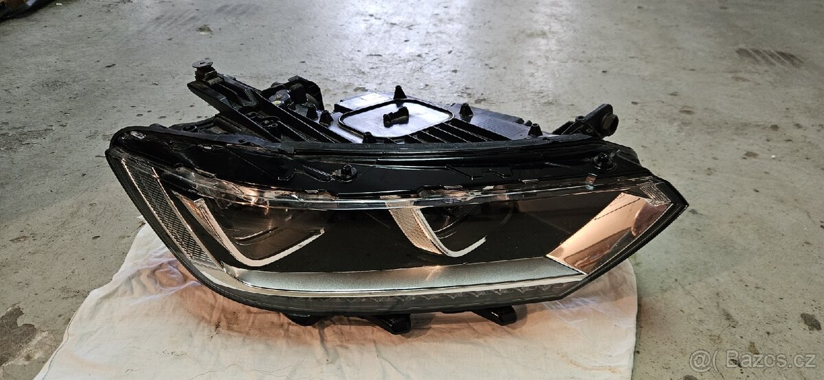 PP svetlo VW PASSAT B8 3G1941036
