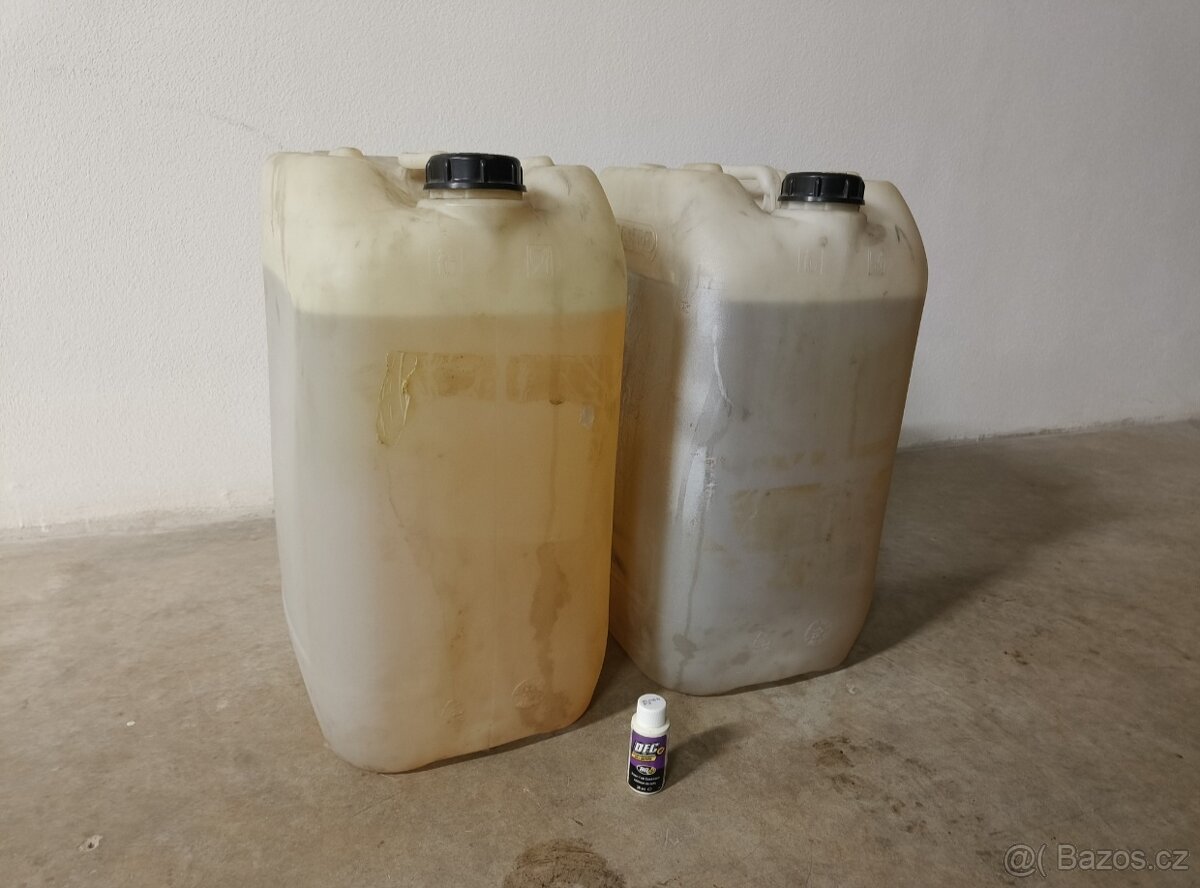 2x20L kanystr na naftu