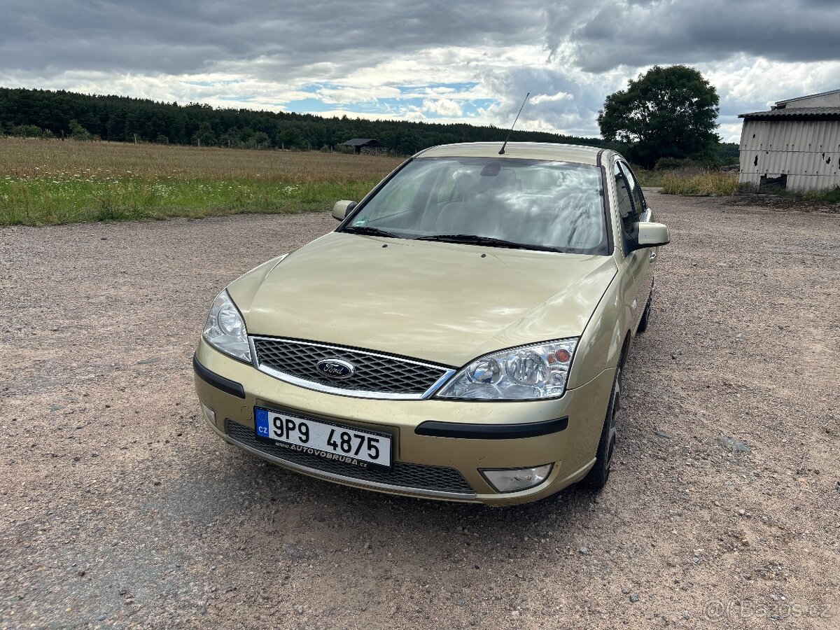 Ford Mondeo 1.8 SCi 96kW benzín, Nízký počet km