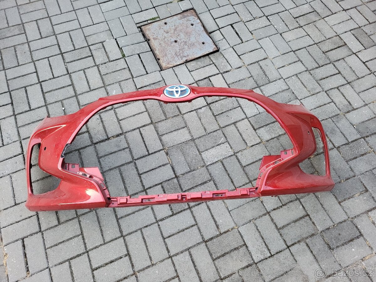 Nárazník toyota yaris