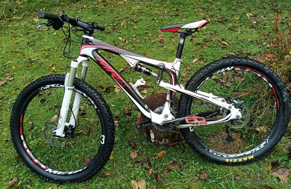 Celoodpružené horské kolo MRX Carbonelite