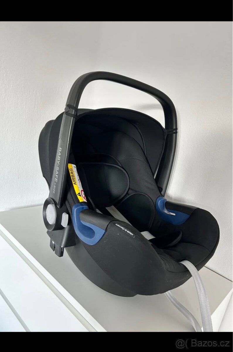 Autosedačka Britax Römer s základnou
