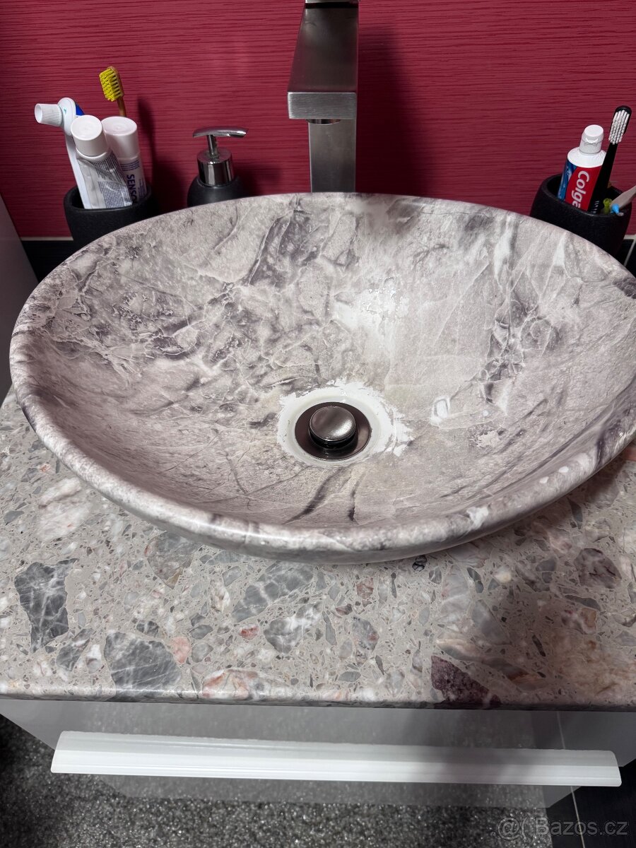 UMYVADLO NA DESKU REA SOFIA STONE