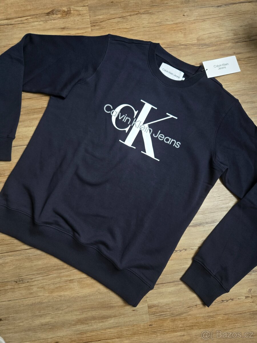 Calvin klein mikina modrá...