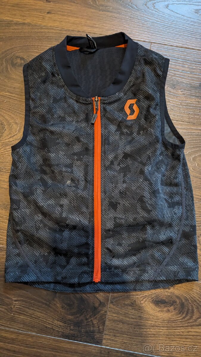 Prodám dětský páteřák velikost S