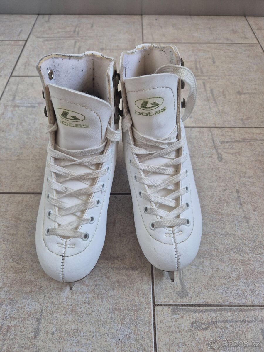 Brusle Botas Regina jr