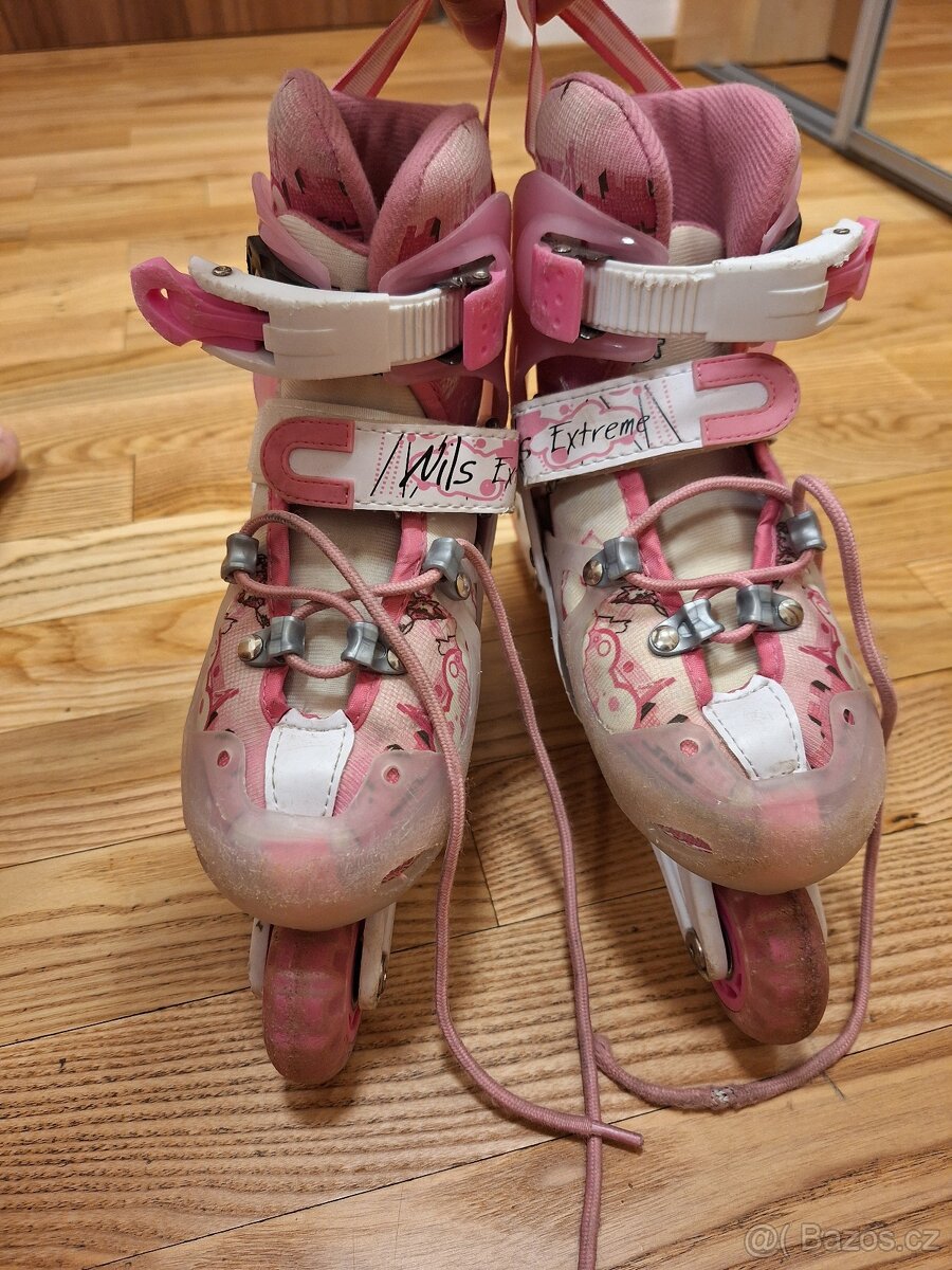 Dívčí kolečkové brusle vel. 26-29