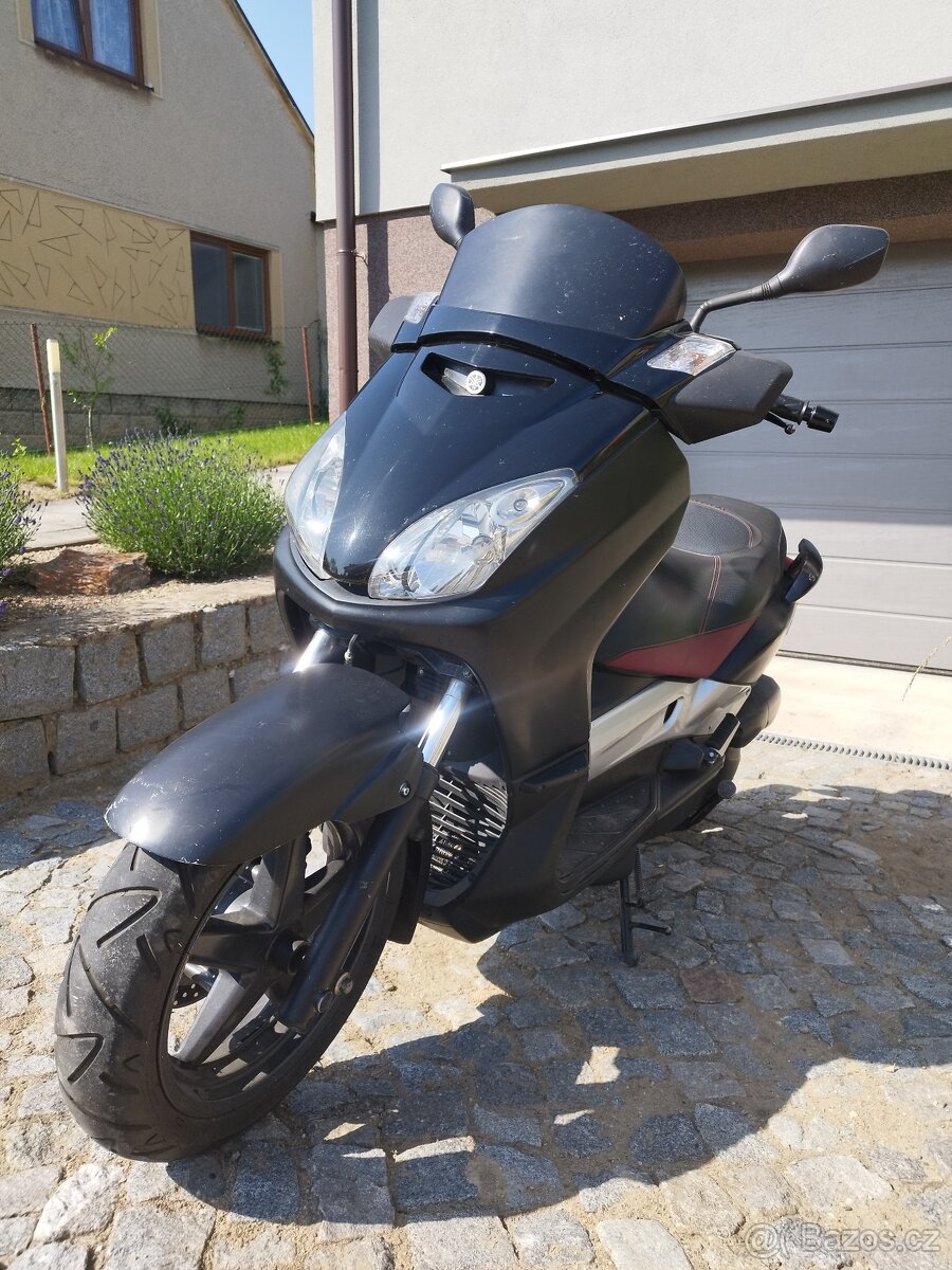 Yamaha Xmax 125cm