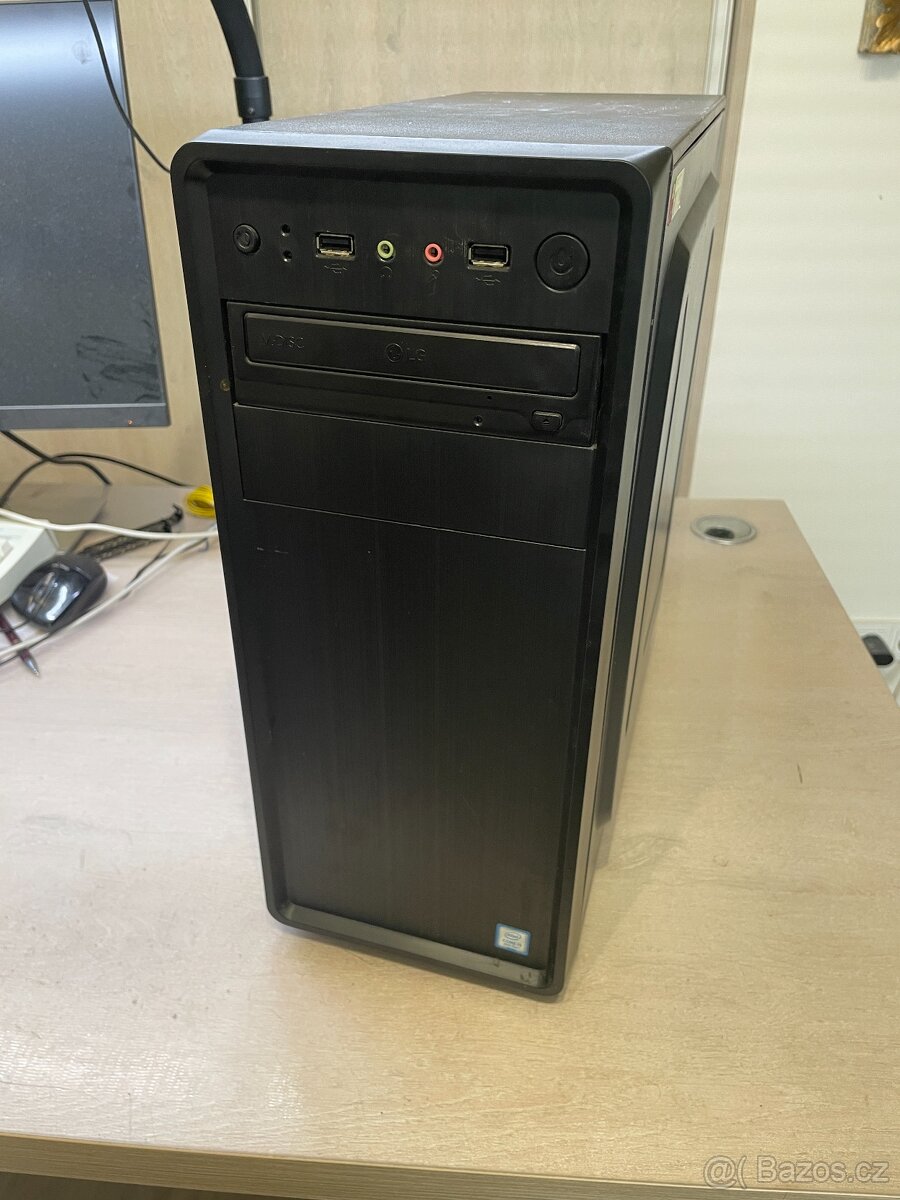 PC s Windows 11 a Office 2029 Pro