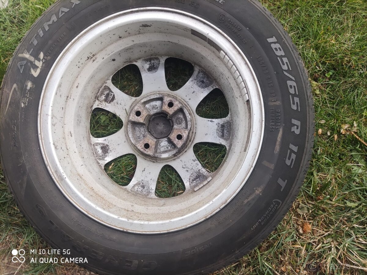 Prodám 4 kola 185/65 R15 – Peugeot / univerzál + disky