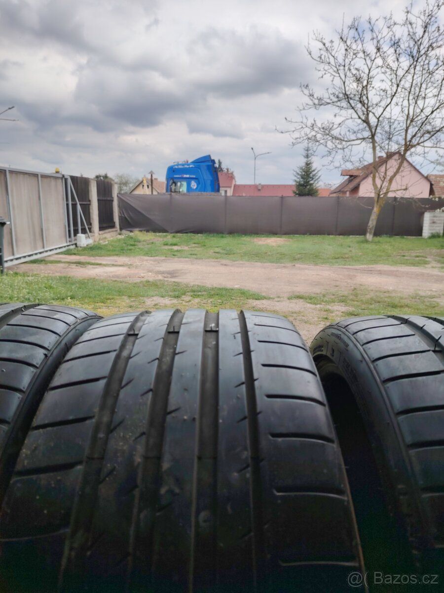 Letní pneu 245/35 R20